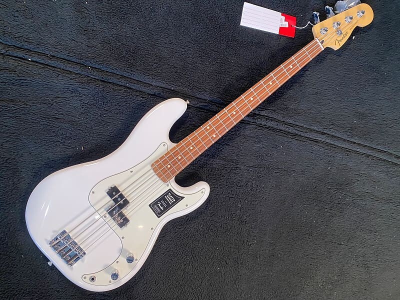 

Fender Player Precision Bass PF Pau Ferro 2021 Polar White MX21255805 (8 фунтов 6,1 унции) Player Precision Bass with Pau Ferro Fretboard