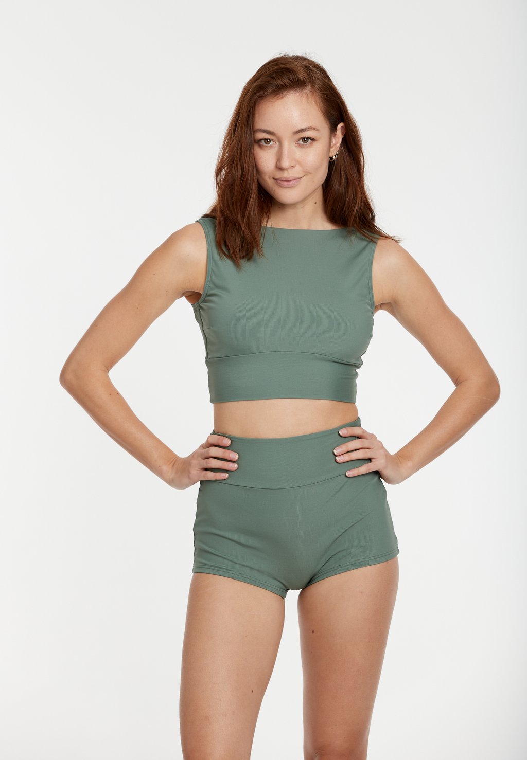 

Верх бикини MIX&MATCH CROP EINZELTEIL MIT AM RÜCKEN BREITE TRÄGER VIVID, темно-зеленый