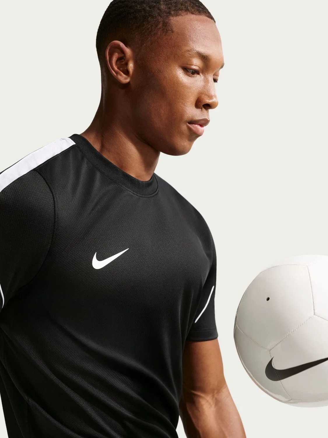 Футболка тренировочная Nike Strike Dri-FIT, Black — фото 3