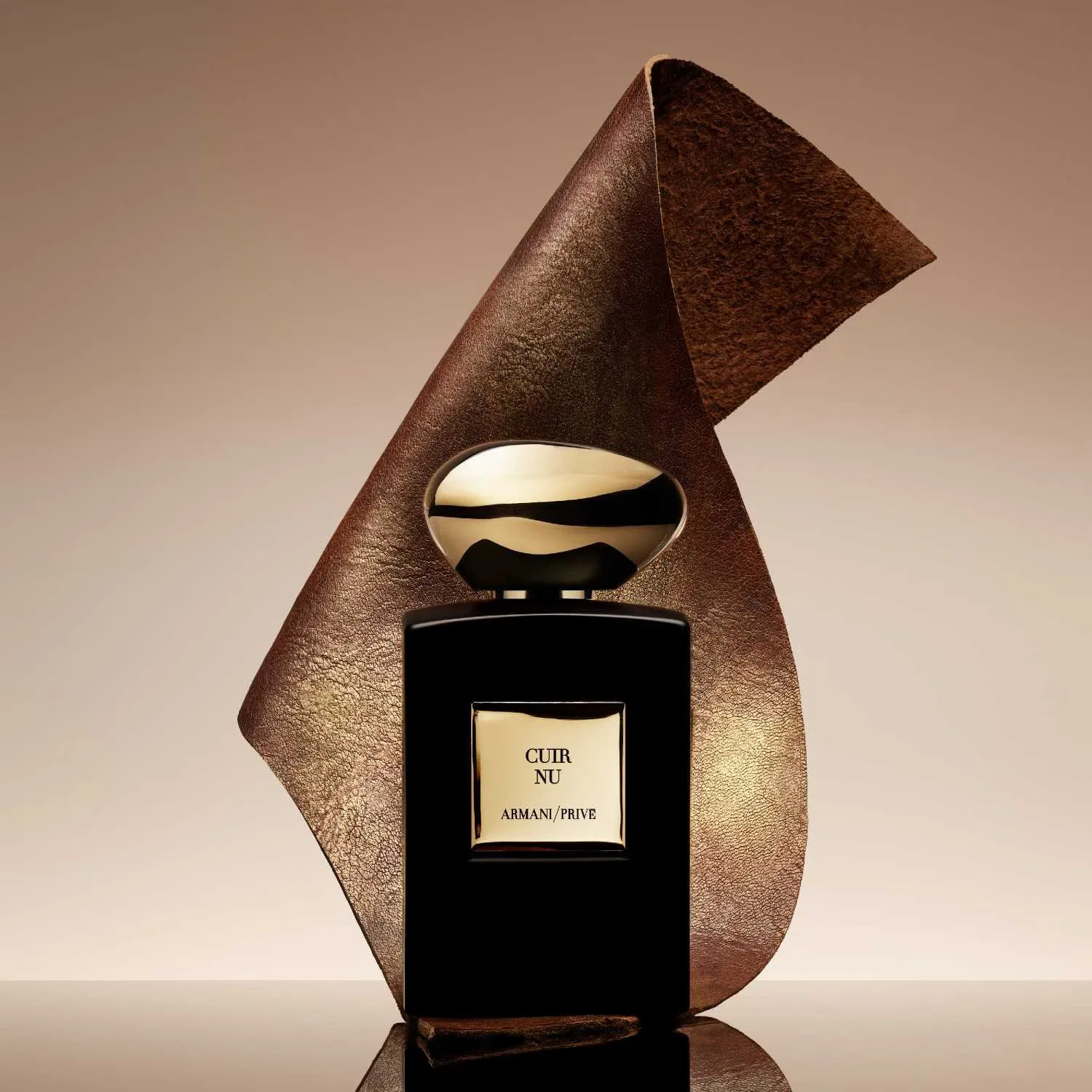Парфюмерная вода Armani Privé Cuir Nu, 50 мл, с нотами кожи, розы и кофе — фото 2