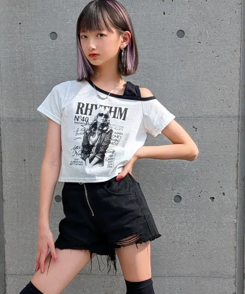 Детская футболка с принтом, модель Girl Print Off Shoulder RandS, White/Black