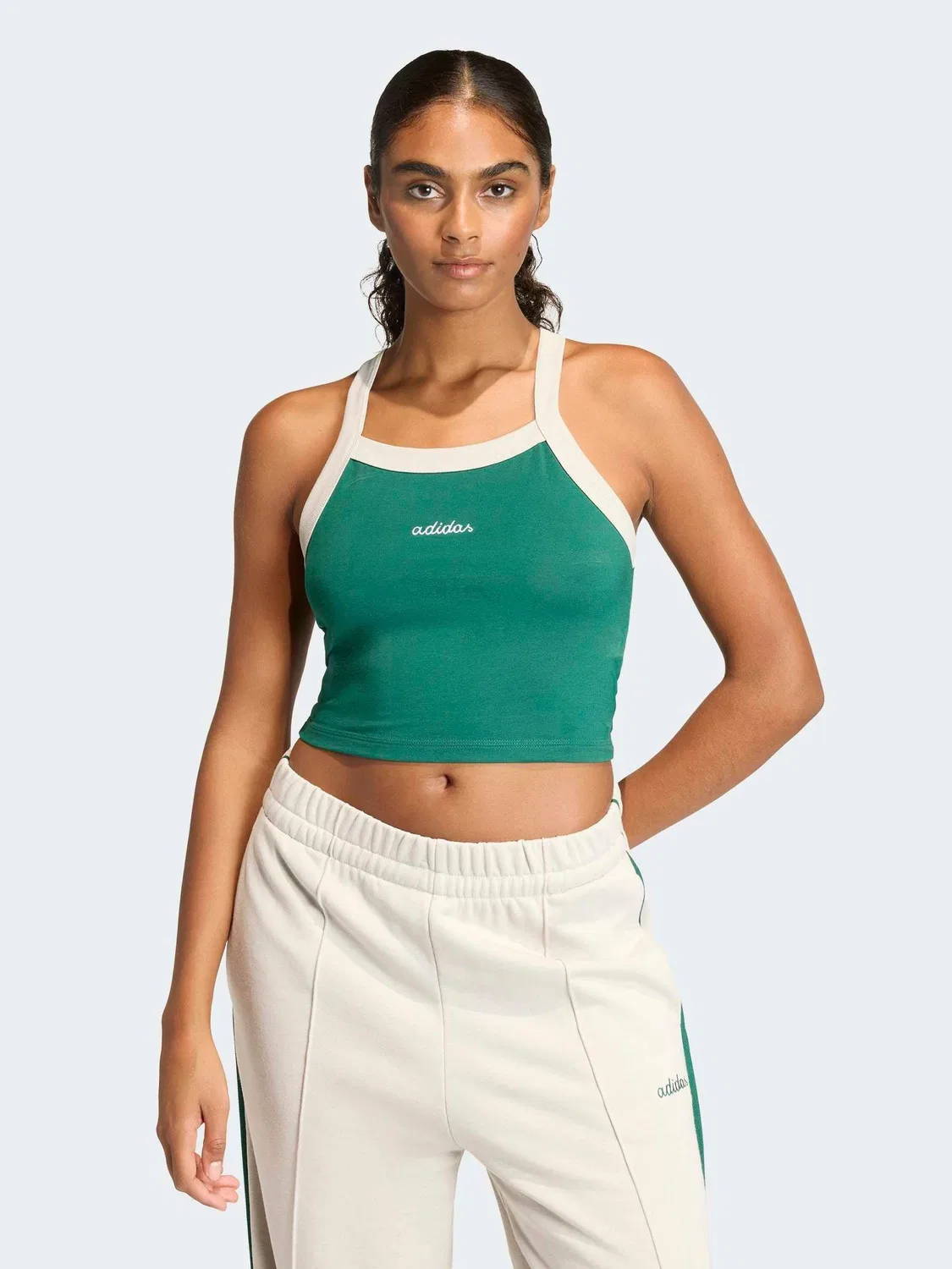 Топ-майка с вышивкой adidas Seasonal Essentials Colorpop, зеленый