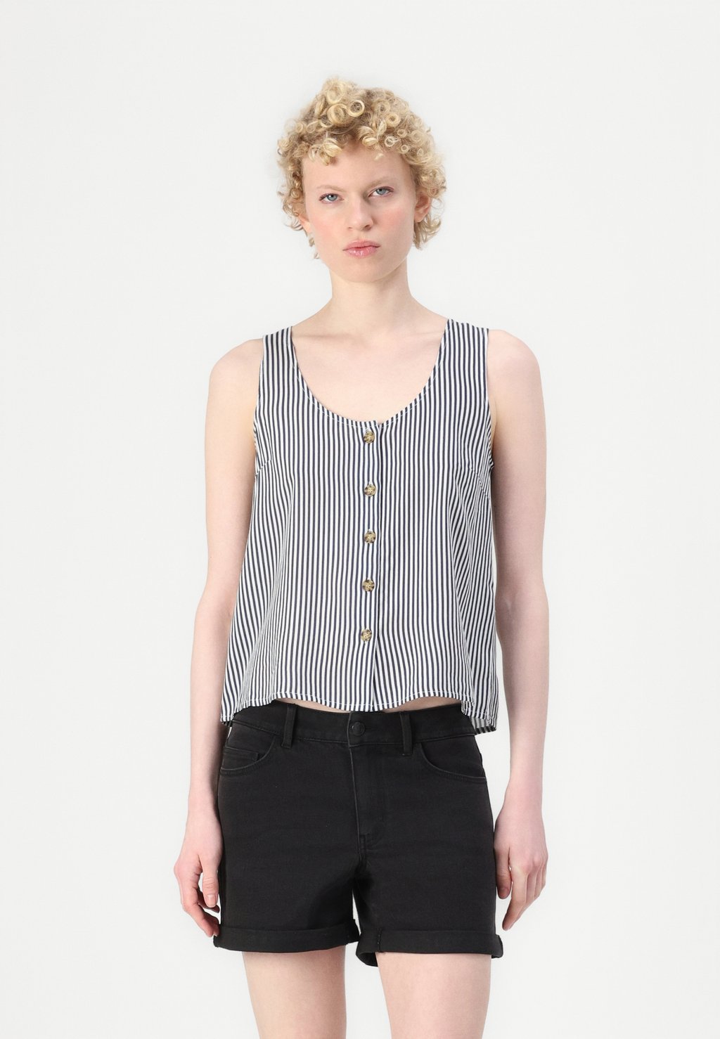 

Жилет VMBUMPY SHIRT Vero Moda, черный