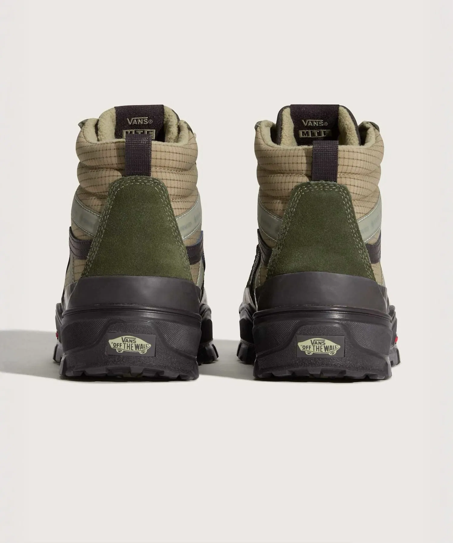 Мужские и женские кроссовки VANS Sk8-Hi Gore-Tex Insulated — фото 4