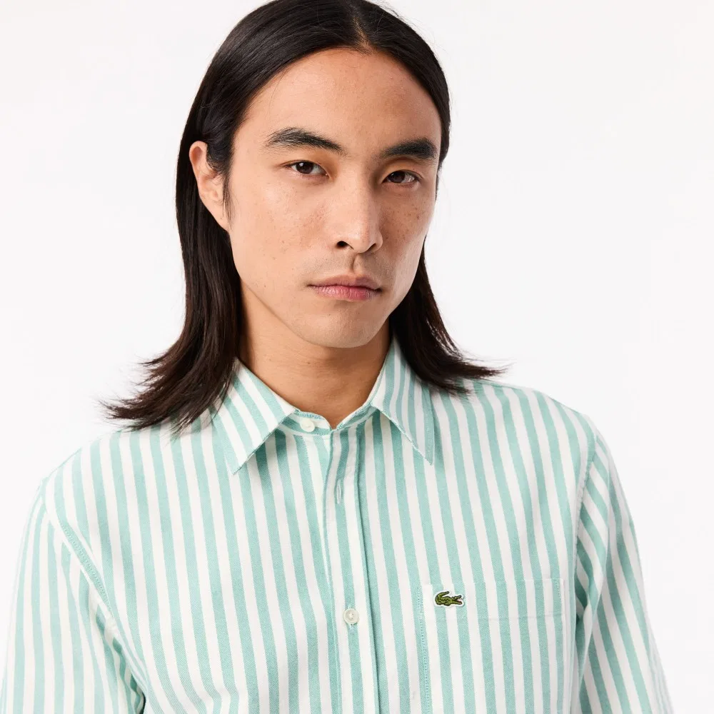 Мужская оксфордская рубашка в полоску, зелёная, от Lacoste — фото 2