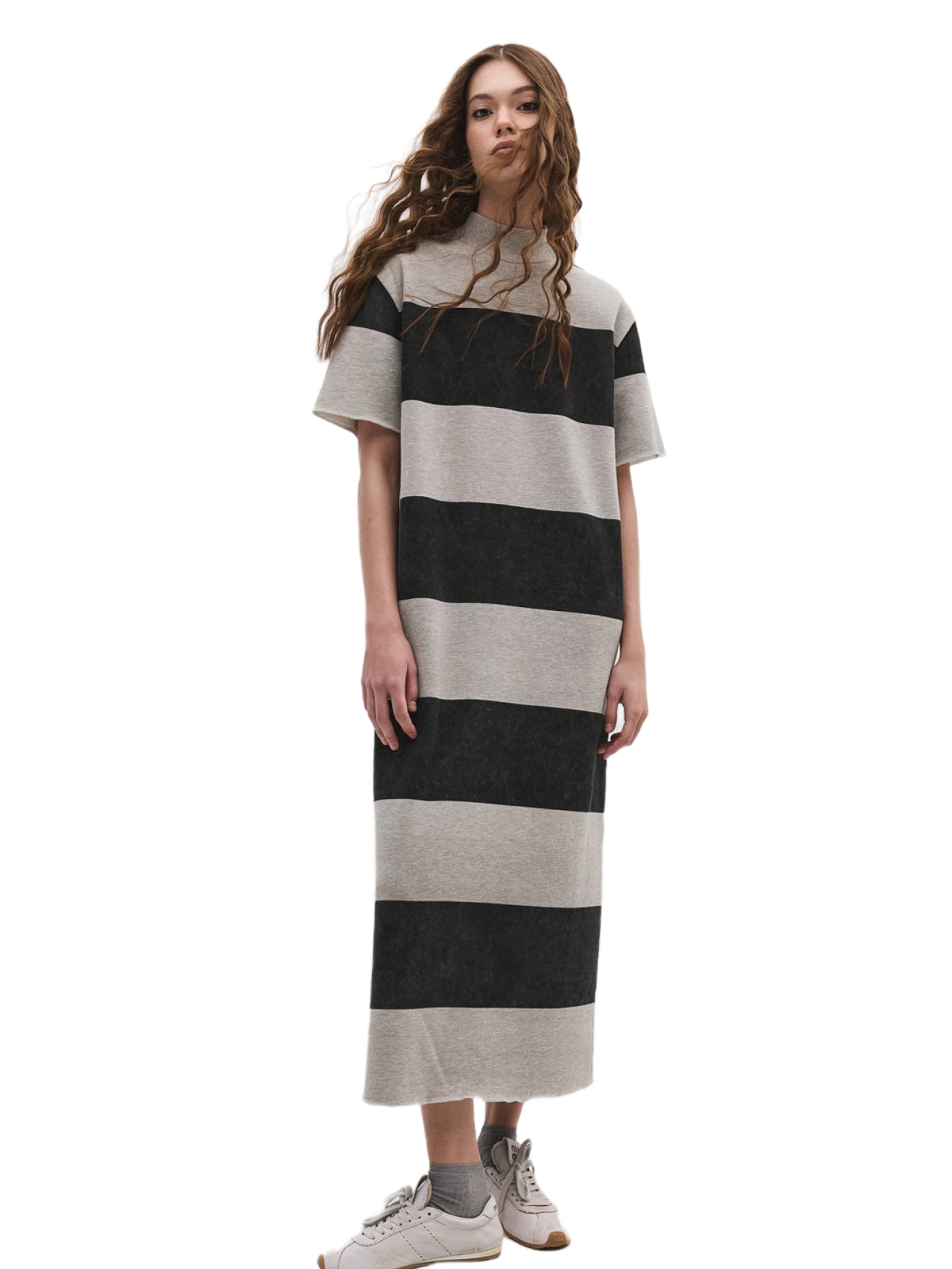 

No Matter What Платье в черном цвете