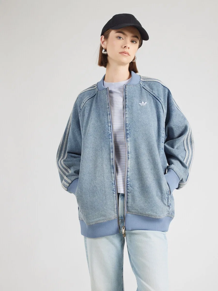 Куртка ADIDAS ORIGINALS Between-Season 'SST' в синем джинсовом и пастельно-голубом цветах — фото 2