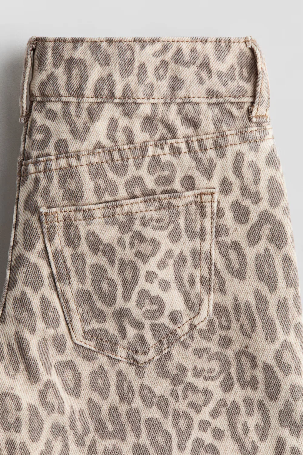 Широкие джинсы с низкой посадкой H&M, Hellbeige/Leopardenprint — фото 2
