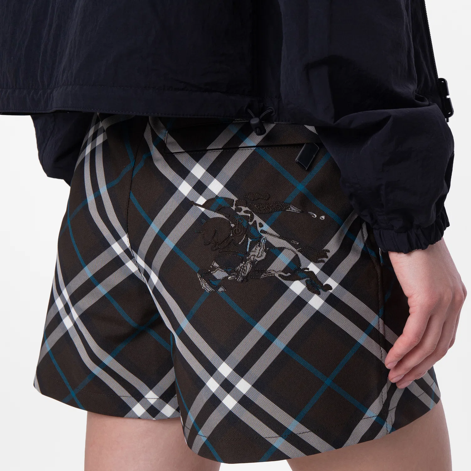 Шорты с принтом в клетку Checkered Drawcord Shorts Burberry, Snug Ip Check — фото 2