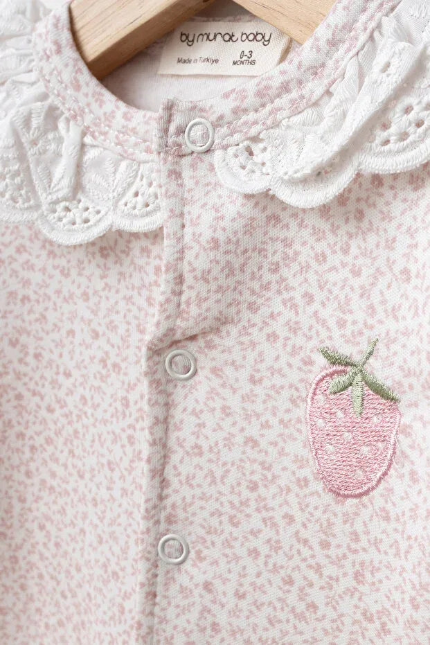 Детский комбинезон-боди с принтом Strawberry Embroidered 3-Piece Footed Romper Newborn Hospital Take-Home Set Yukobaby Bebeğiniz Için En Doğalı, Multicolor — фото 3