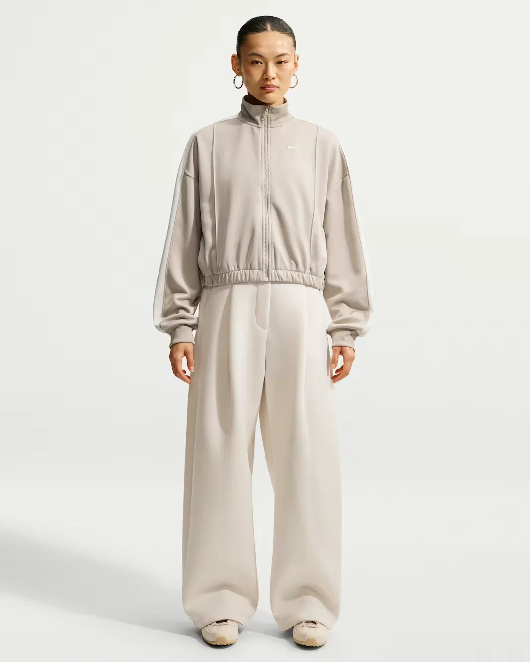 Женская спортивная куртка Nike Sportswear, Cream II/Sail/Sail — фото 4