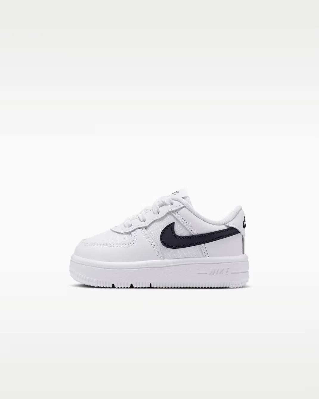 Детская/подростковая обувь Nike Force 1 Low Tech, White/White/Black