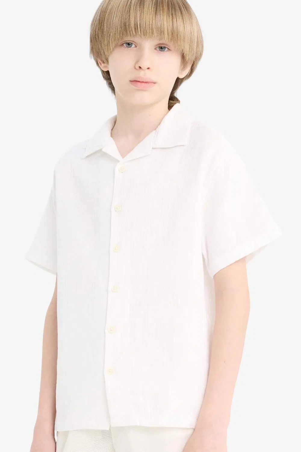 Рубашка оверсайз с коротким рукавом Boy oversize polo neck muslin shirt Defacto, белый — фото 4