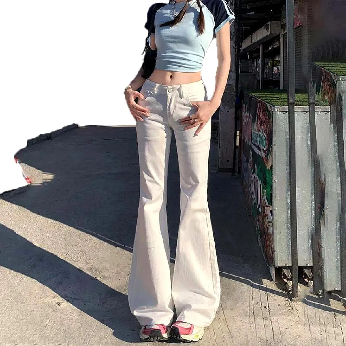 Женские джинсы slim boot cut с эластичным денимом и расклешенным низом для современного casual образа Generic, белый — фото 2
