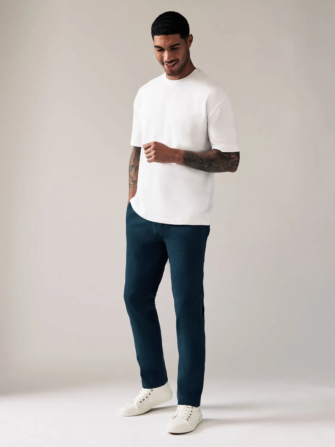 Брюки чинос slim fit Next, темно-синие — фото 2