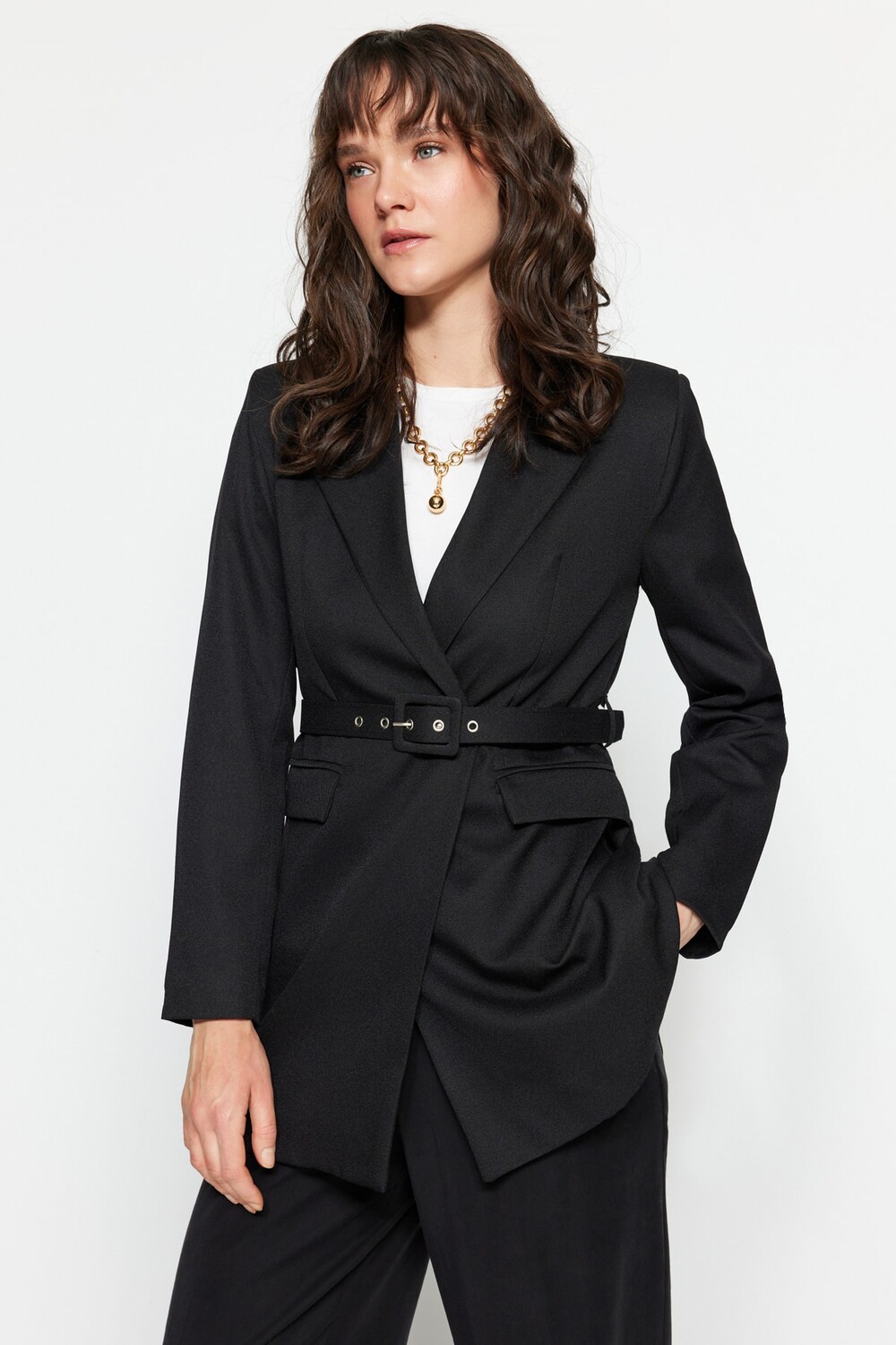 

Черная тканая куртка на подкладке с поясом Trendyol Modest, черный