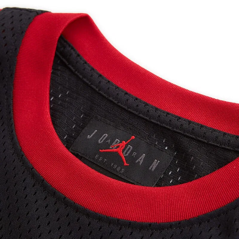 Футболка Jordan T Shirt, Jet Black/Red — фото 4