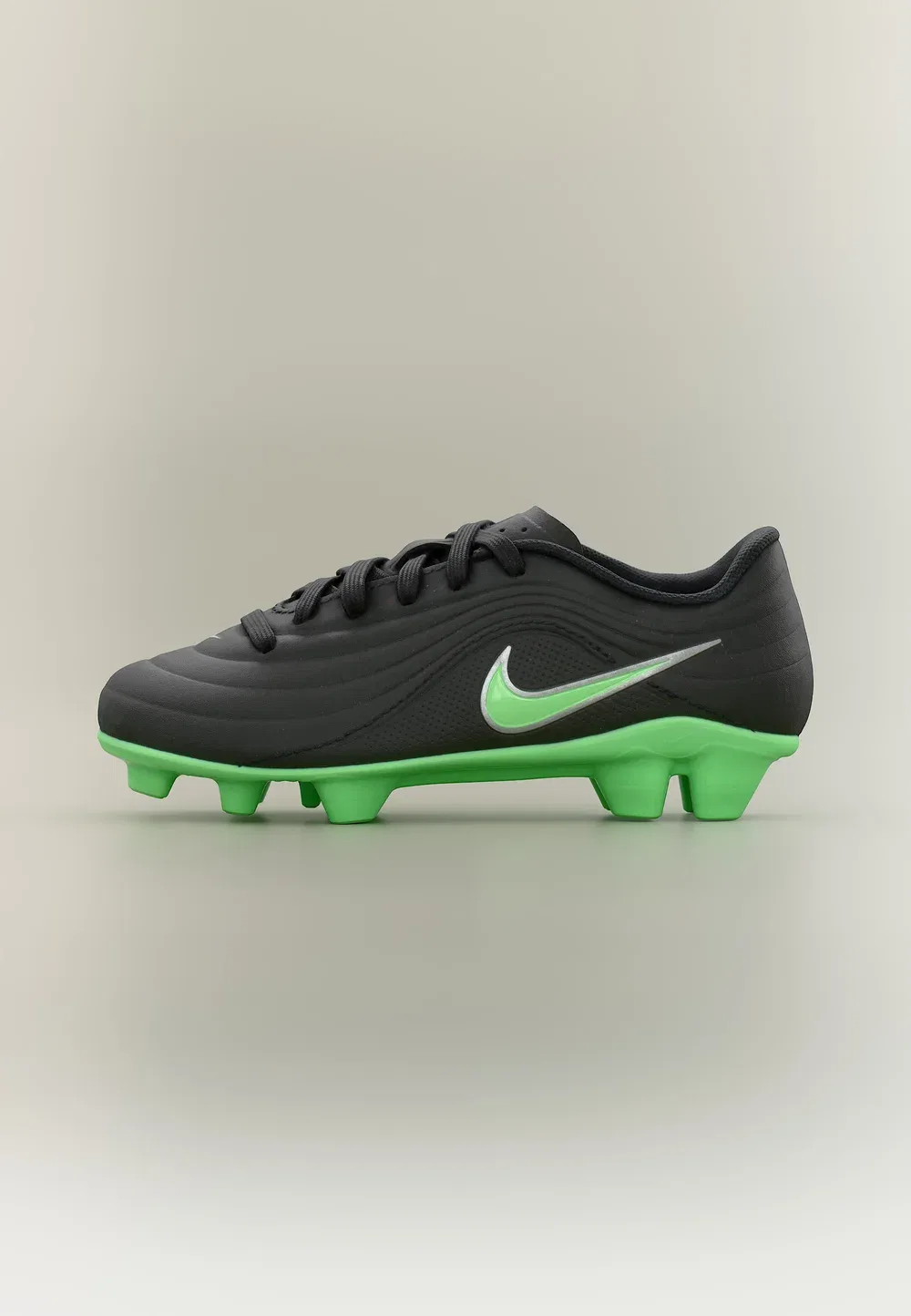 Детские футбольные бутсы Tiempo Maestro Club FG/MG унисекс для искусственного газона Nike Performance, Black/Illusion Green