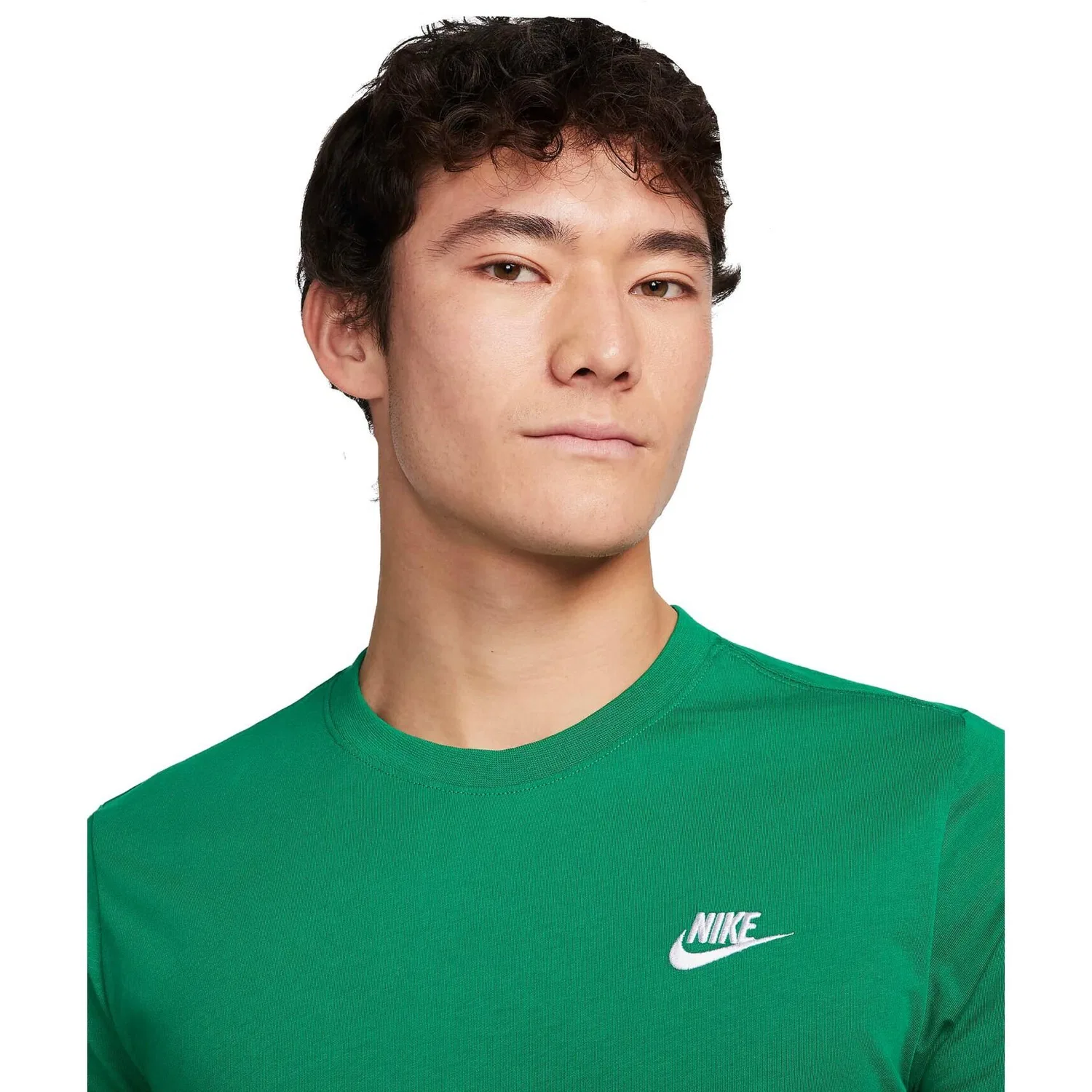 Мужская хлопковая футболка Nike Sportswear, Цвет: Grun — фото 3