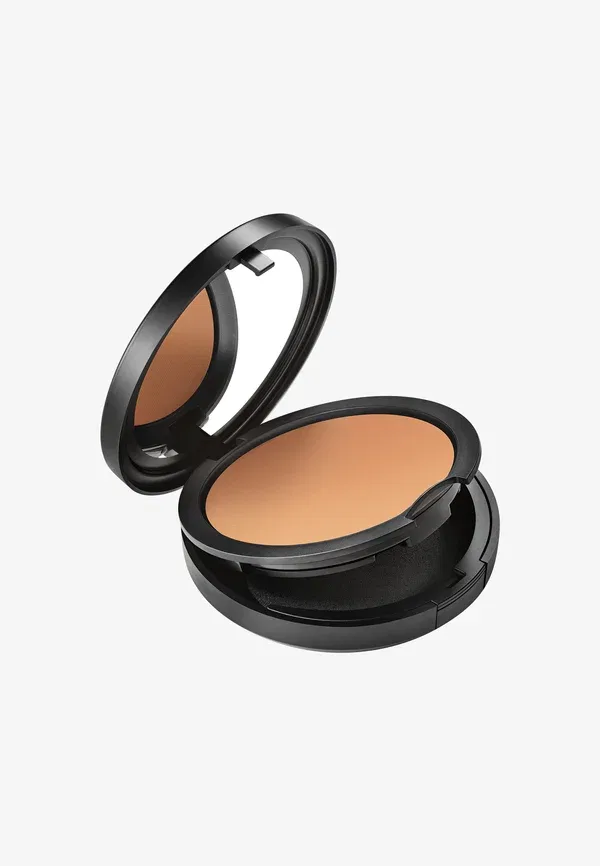 Тональная пудра Full coverage Studio Fix Powder Plus Foundation Mac NW15 12 г, цвет nw15 — фото 2