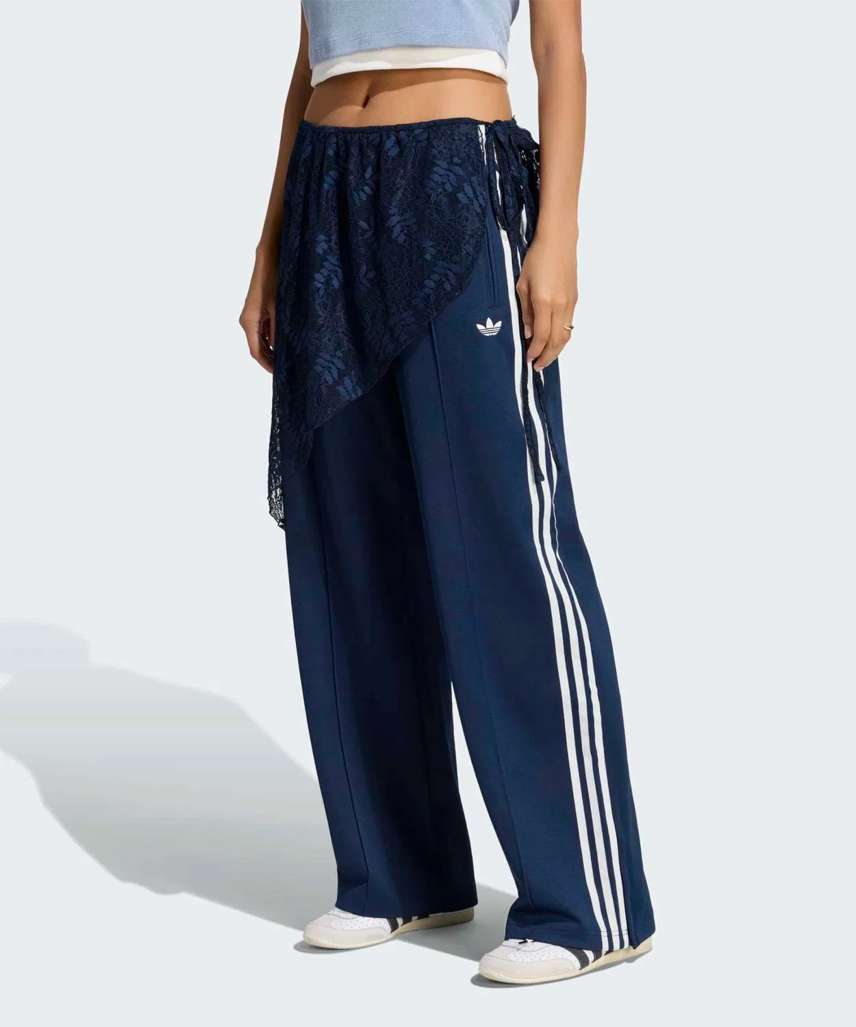 Женские спортивные штаны свободного кроя с съемной кружевной юбкой Firebird Loose Adidas Originals, Navy