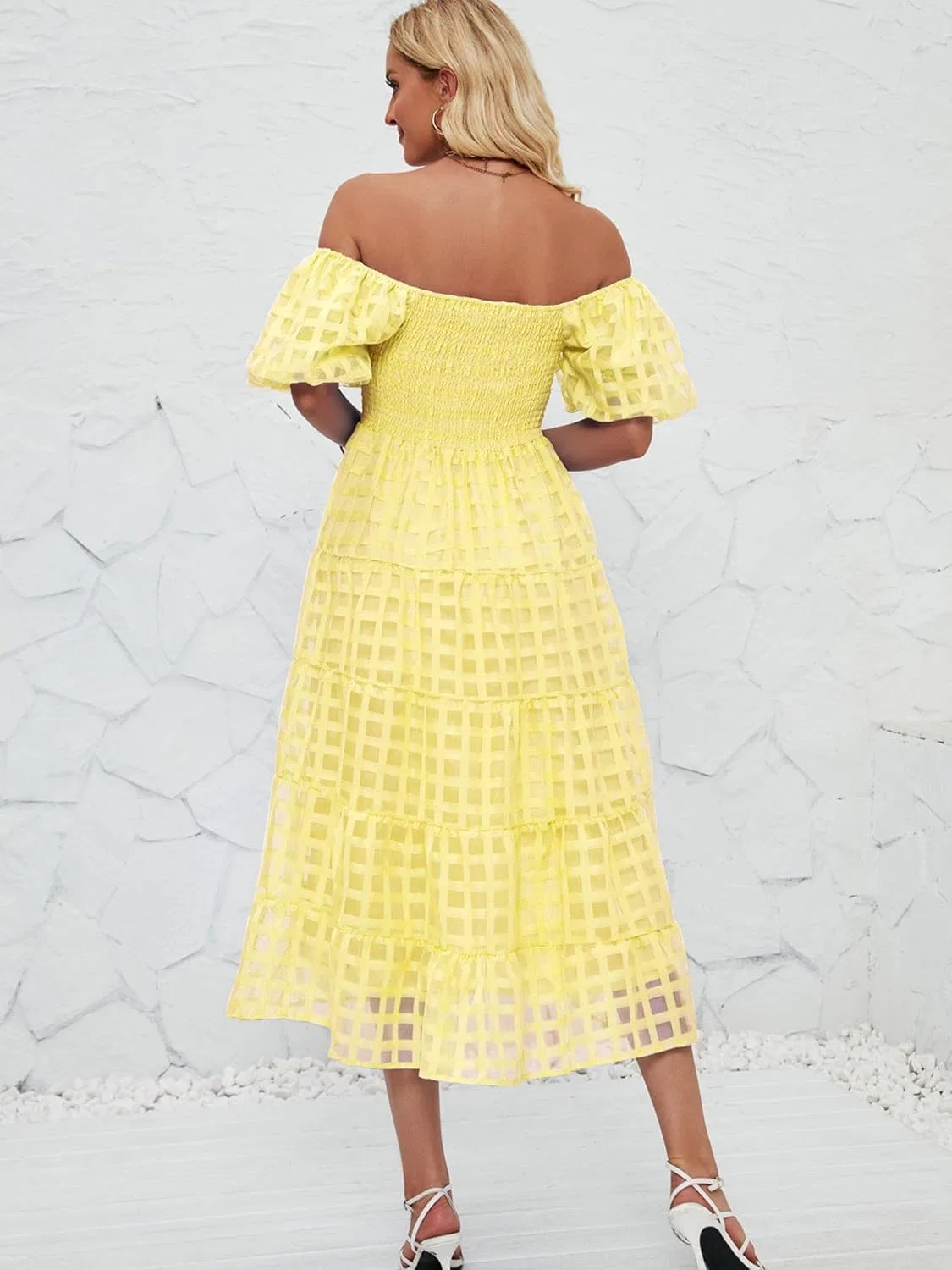 Женское офф-шeлдер макси платье с воланами Smocked, Light Yellow — фото 2