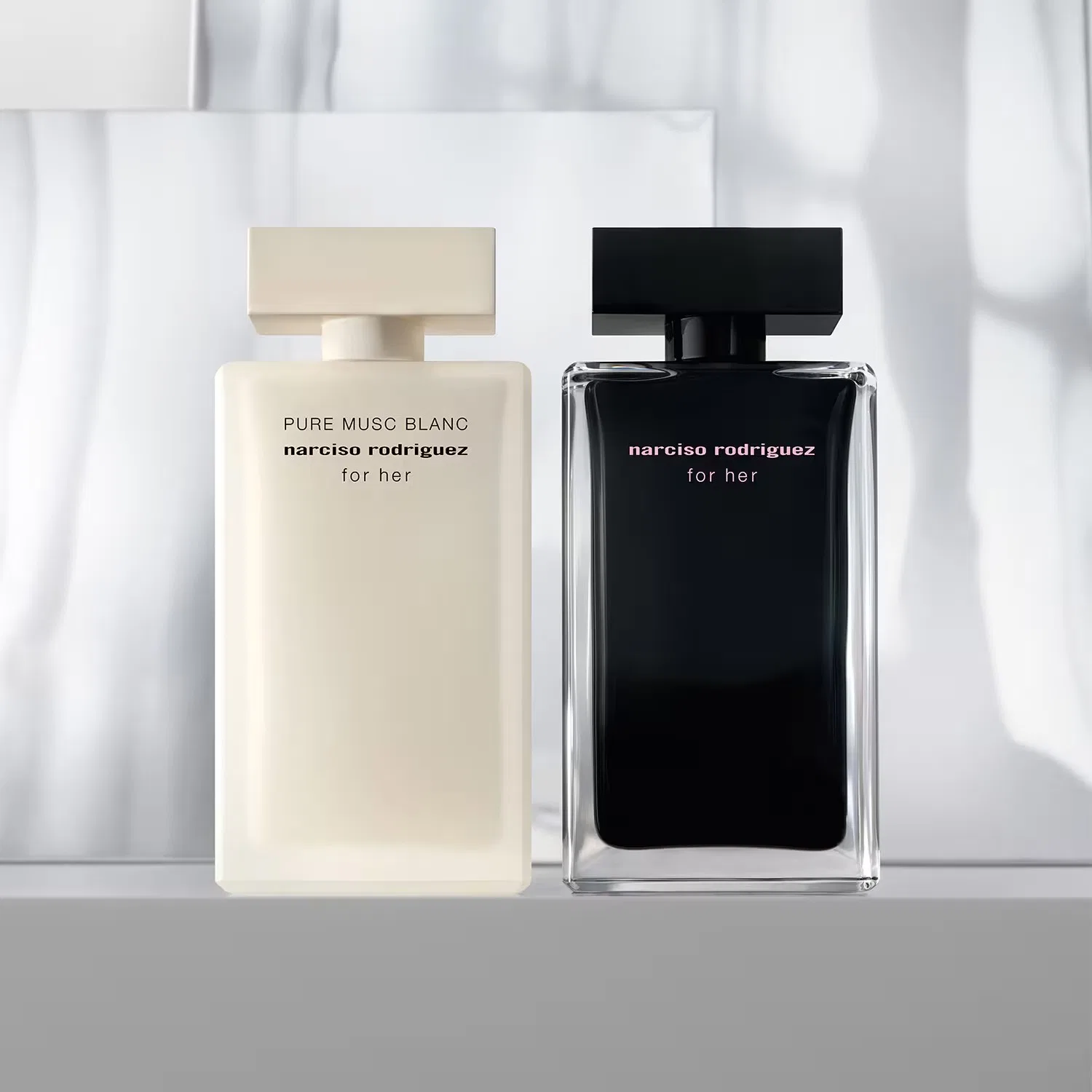 Парфюмерная вода 30 мл с белыми цветами и мускусом NARCISO RODRIGUEZ For Her Pure Musc Blanc, Eau de Parfum Intense — фото 3