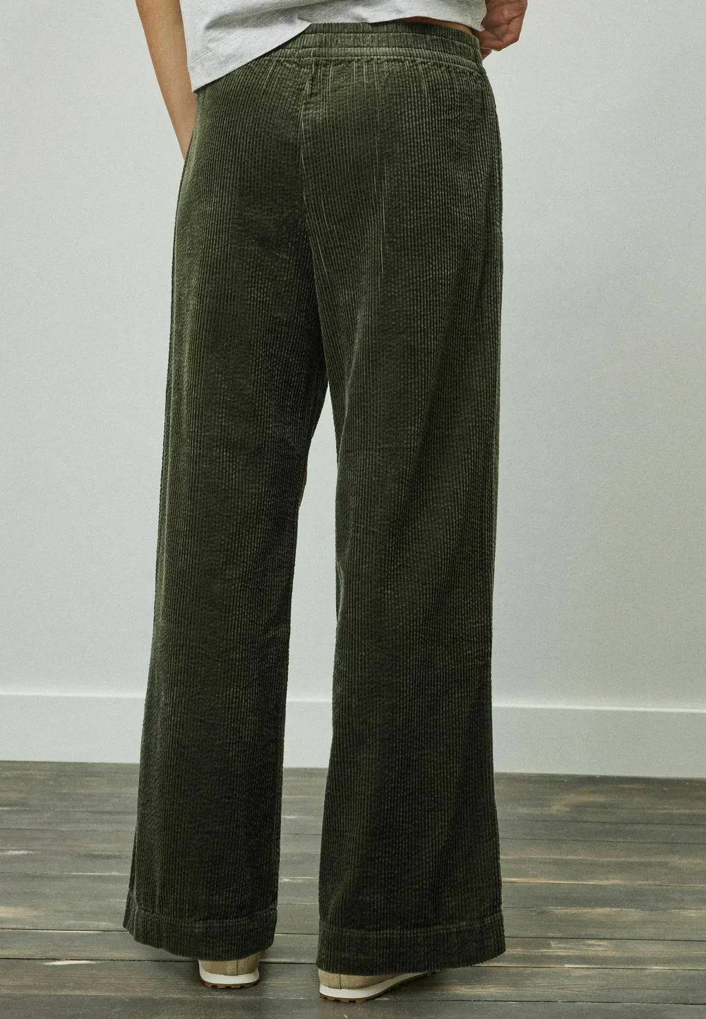 Брюки прямого кроя, вельветовые, с широкими штанинами Next, Khaki Green — фото 3