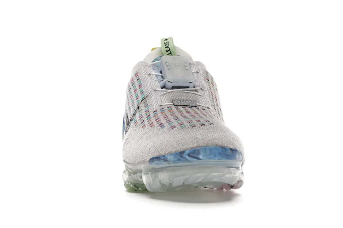 Детские кроссовки с дышащим верхом Nike Air VaporMax 2020 Flyknit, Pure Platinum/Multi-Color-Black — фото 2