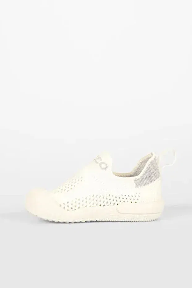 Детские ортопедические ботинки для девочек с липучкой Vicco, White — фото 4