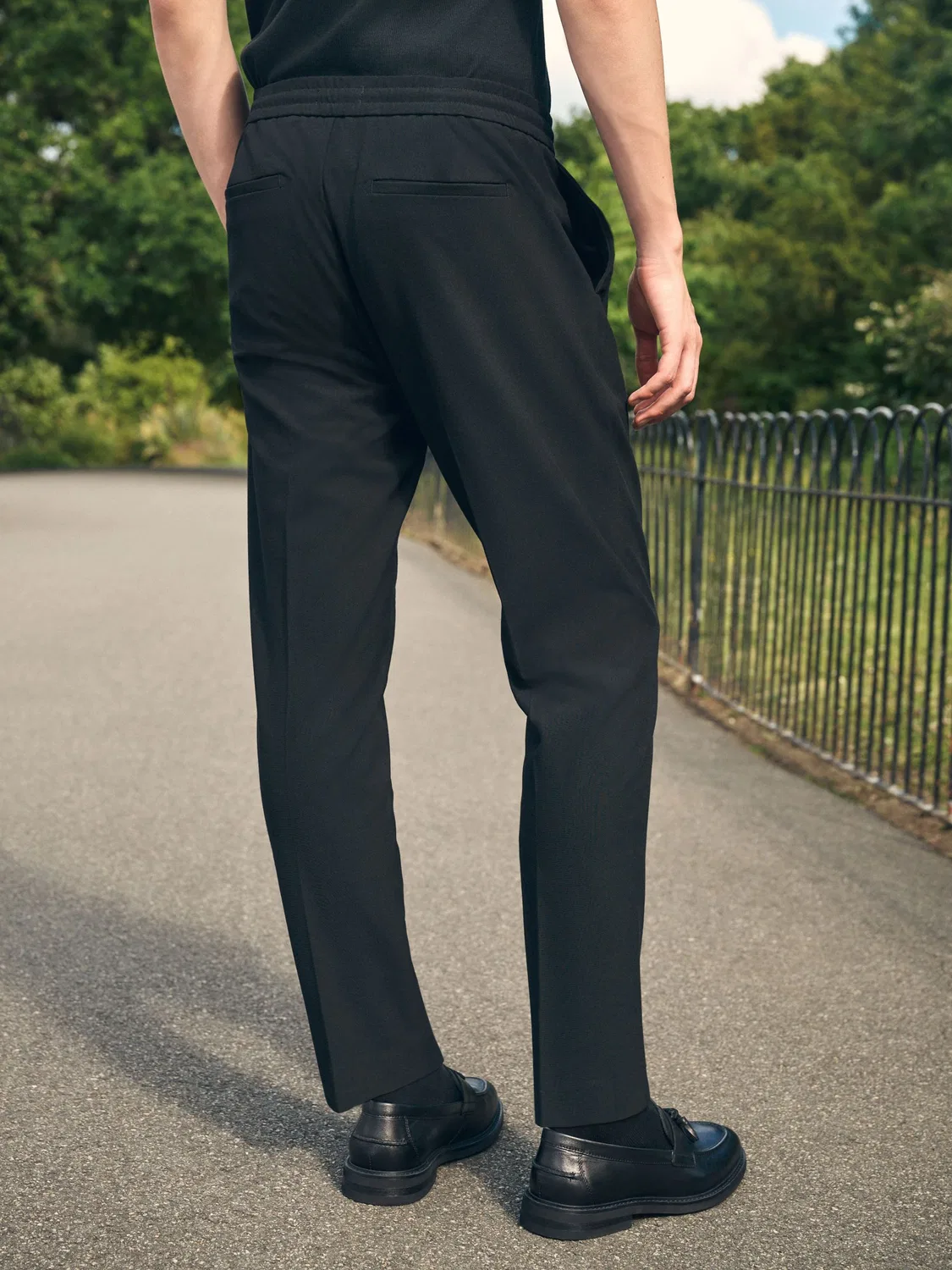 Брюки зауженные, модель Smart Stretch Next, черный — фото 3