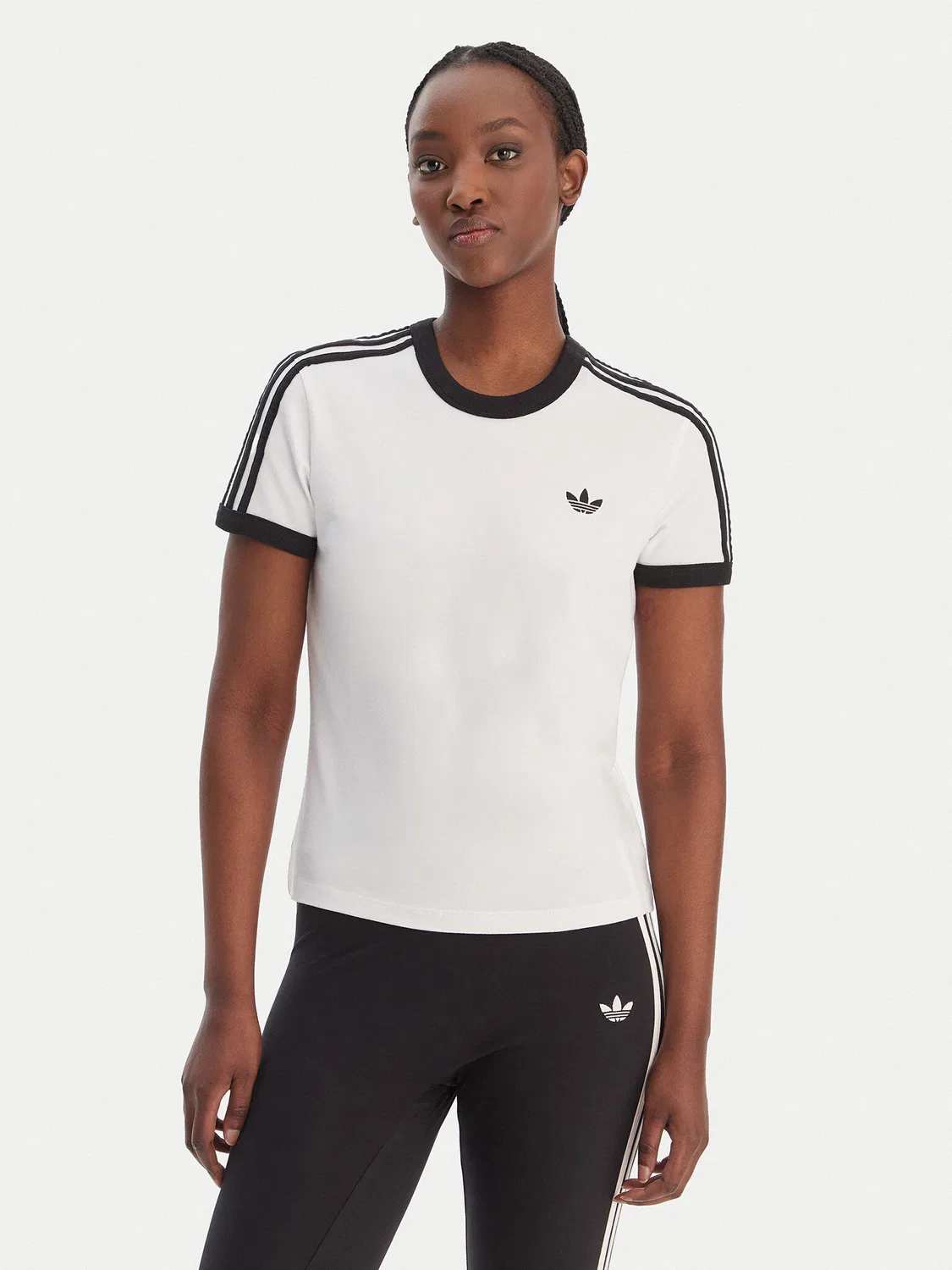 Женская футболка приталенного кроя Adidas, белый
