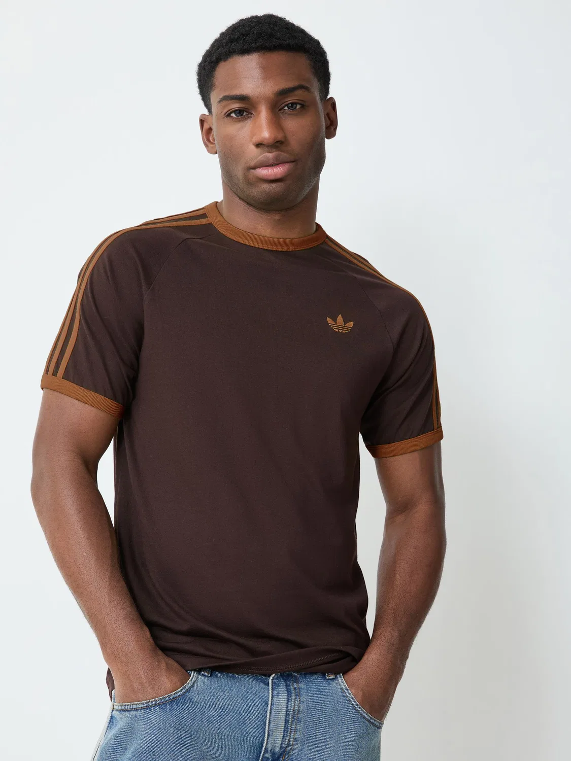 Футболка с полосками adidas Originals, коричневый/оранжевый