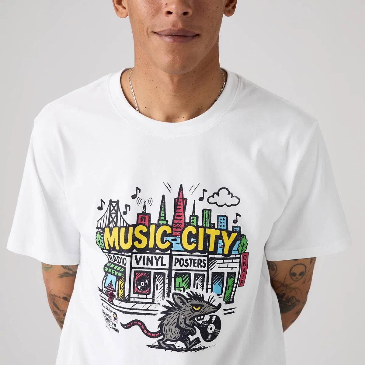 Свободная футболка с графическим принтом Levi's, Music City Vinyls White Plus - White — фото 2
