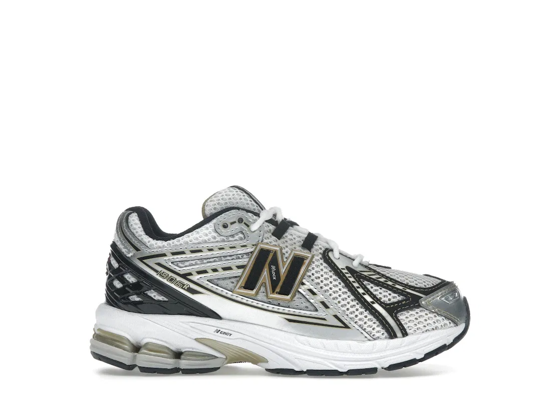 Детские кроссовки Lifestyle New Balance 1906R, Silver Metallic/Gold Metallic