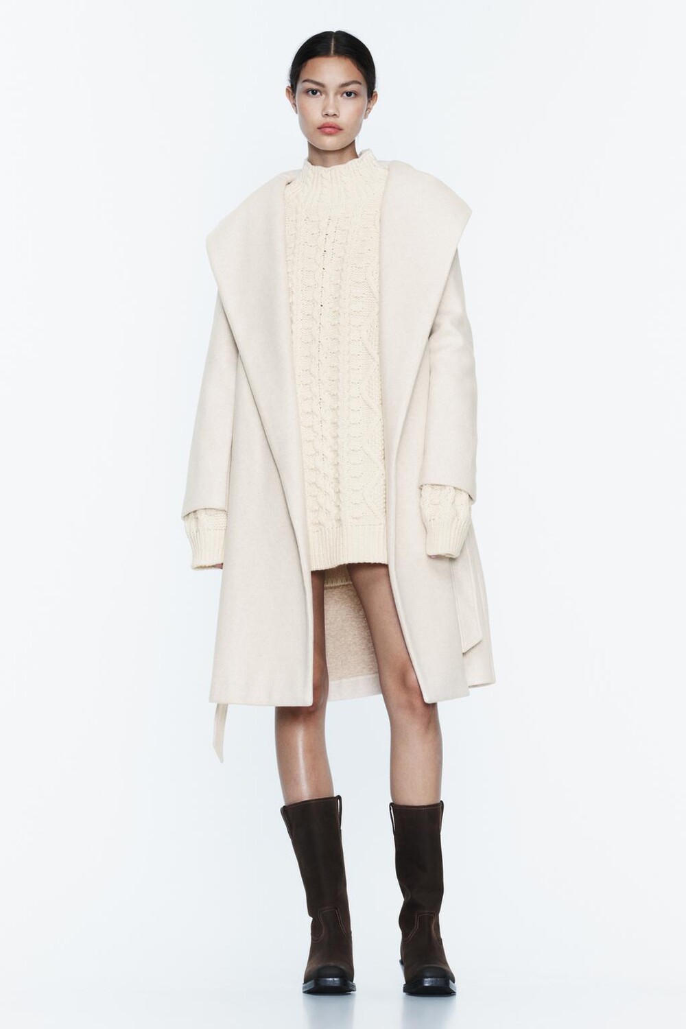 

Мягкое пальто с капюшоном ZARA, экрю