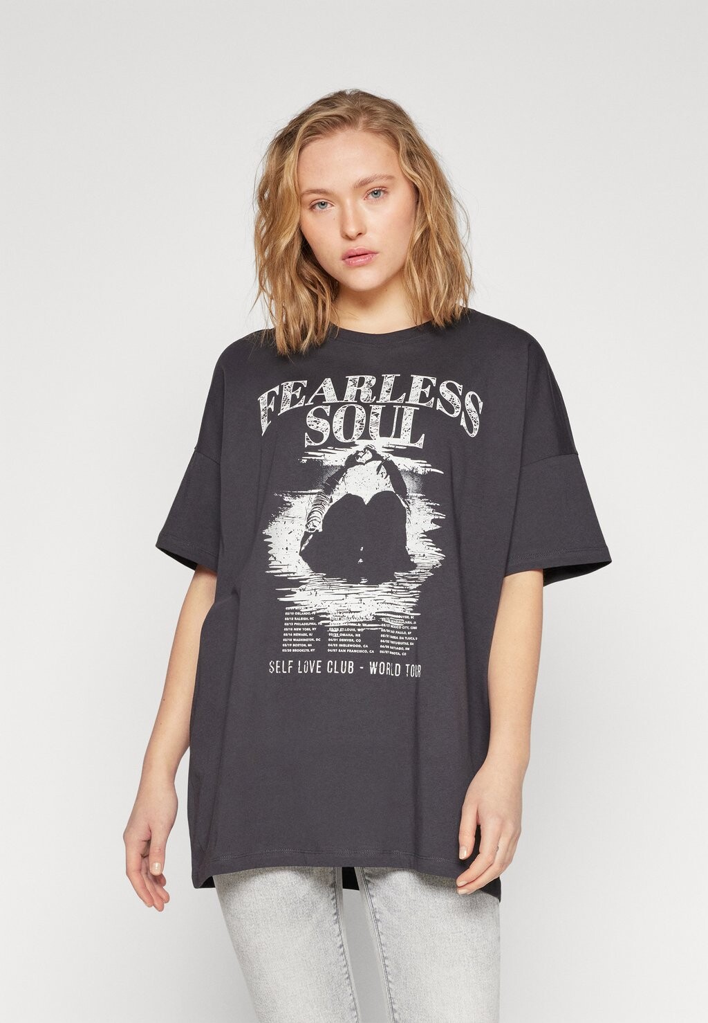 

Базовая футболка ONLTANIA OVERSIZE TOP ONLY, черный