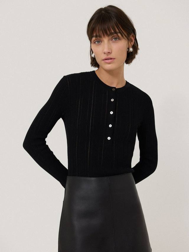 

Вязаный джемпер henley rib pointelle Jigsaw, черный