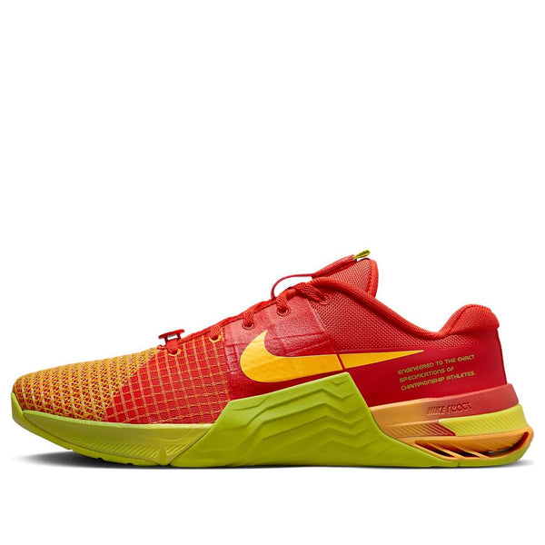 

Кроссовки metcon 8 amp 'picante red bright cactus' Nike, красный