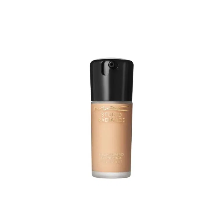 Женская тональная основа с сияющим финишем, модель Focus Bottle Gilded, MAC, #NC25 — фото 2