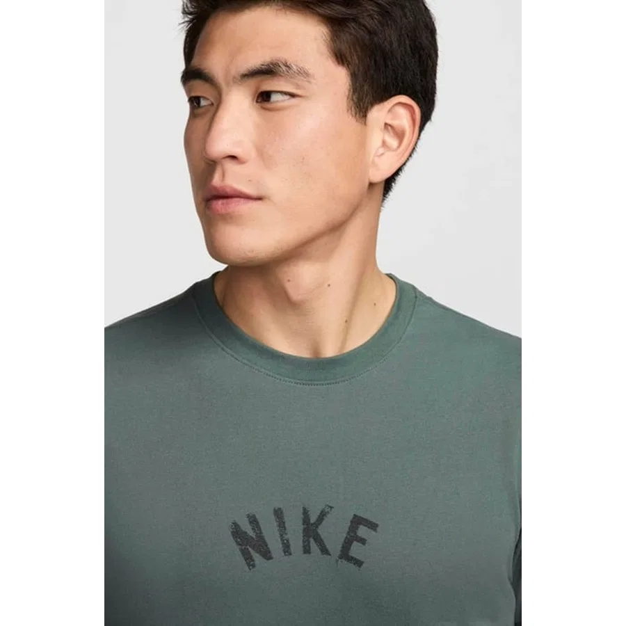 Мужская футболка с коротким рукавом Dri-FIT Fitness Nike, Зеленый — фото 3