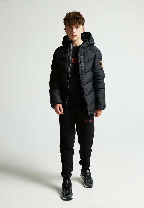 Зимняя куртка с теплым наполнителем Winter jacket Zavetti Canada jet black, черный
