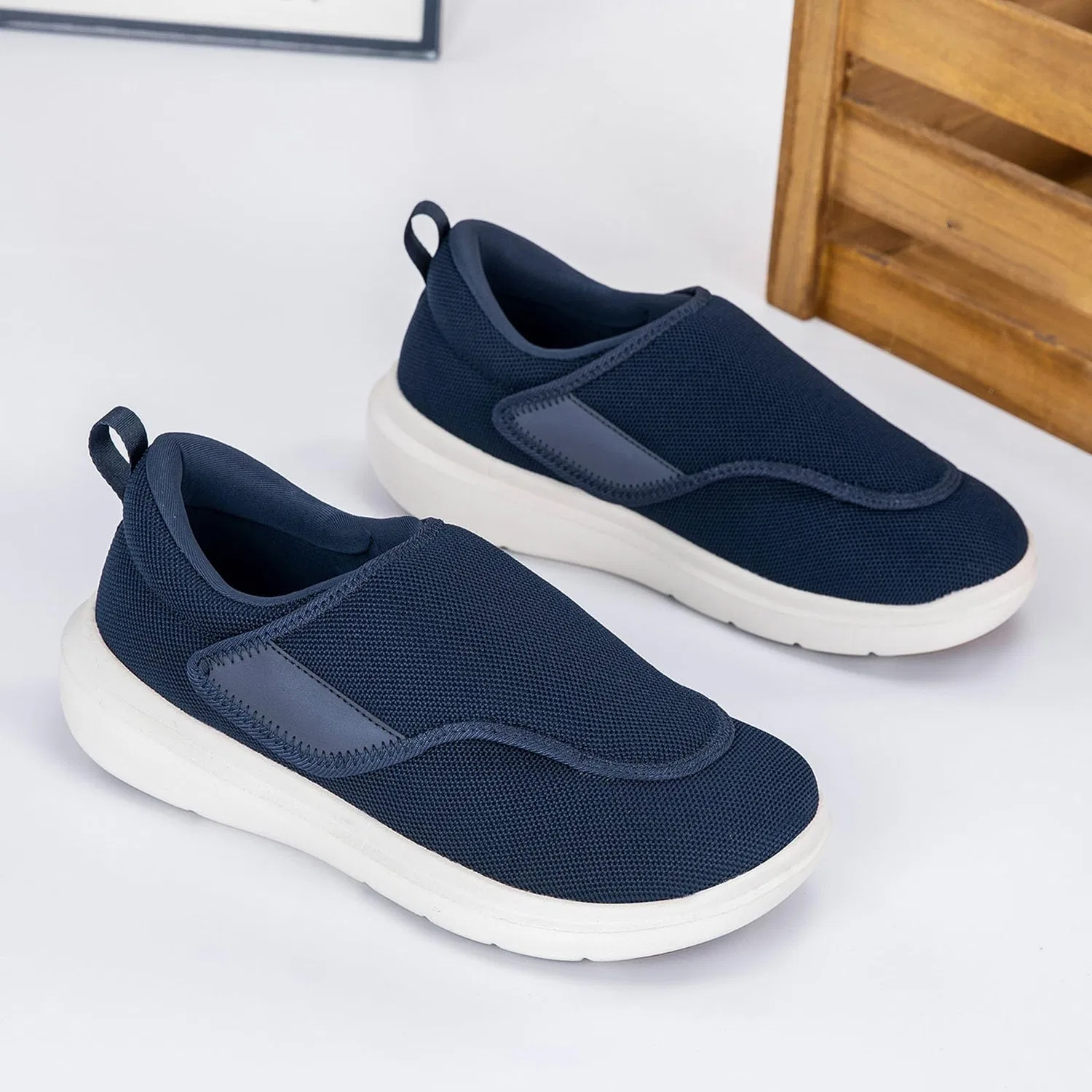 Детские кроссовки из сетки Breathable Mesh Trainers, Blu — фото 2