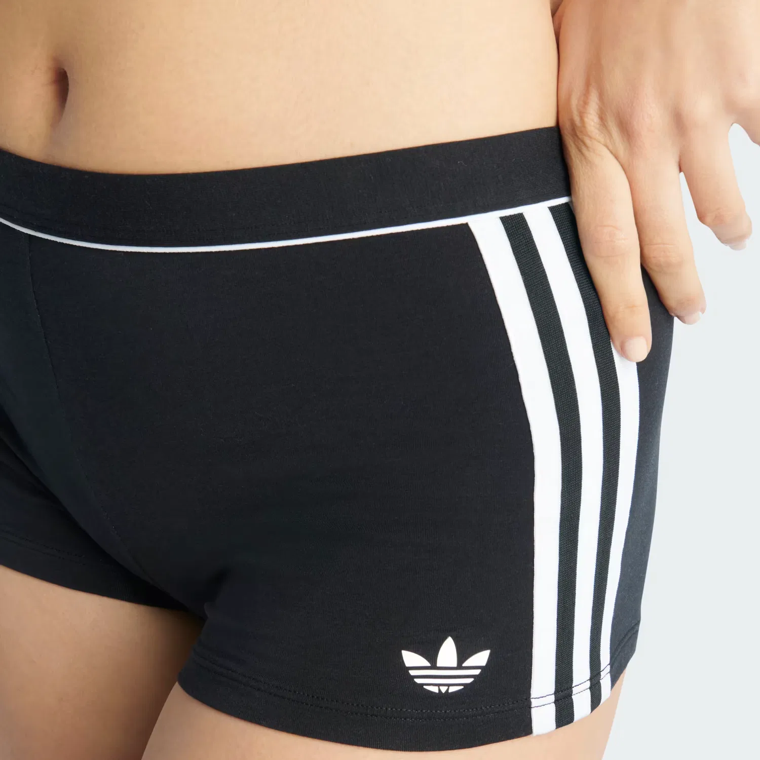 Женские трусы-шорты из легкого хлопка Adicolor Comfort Flex Adidas Originals, черный — фото 4