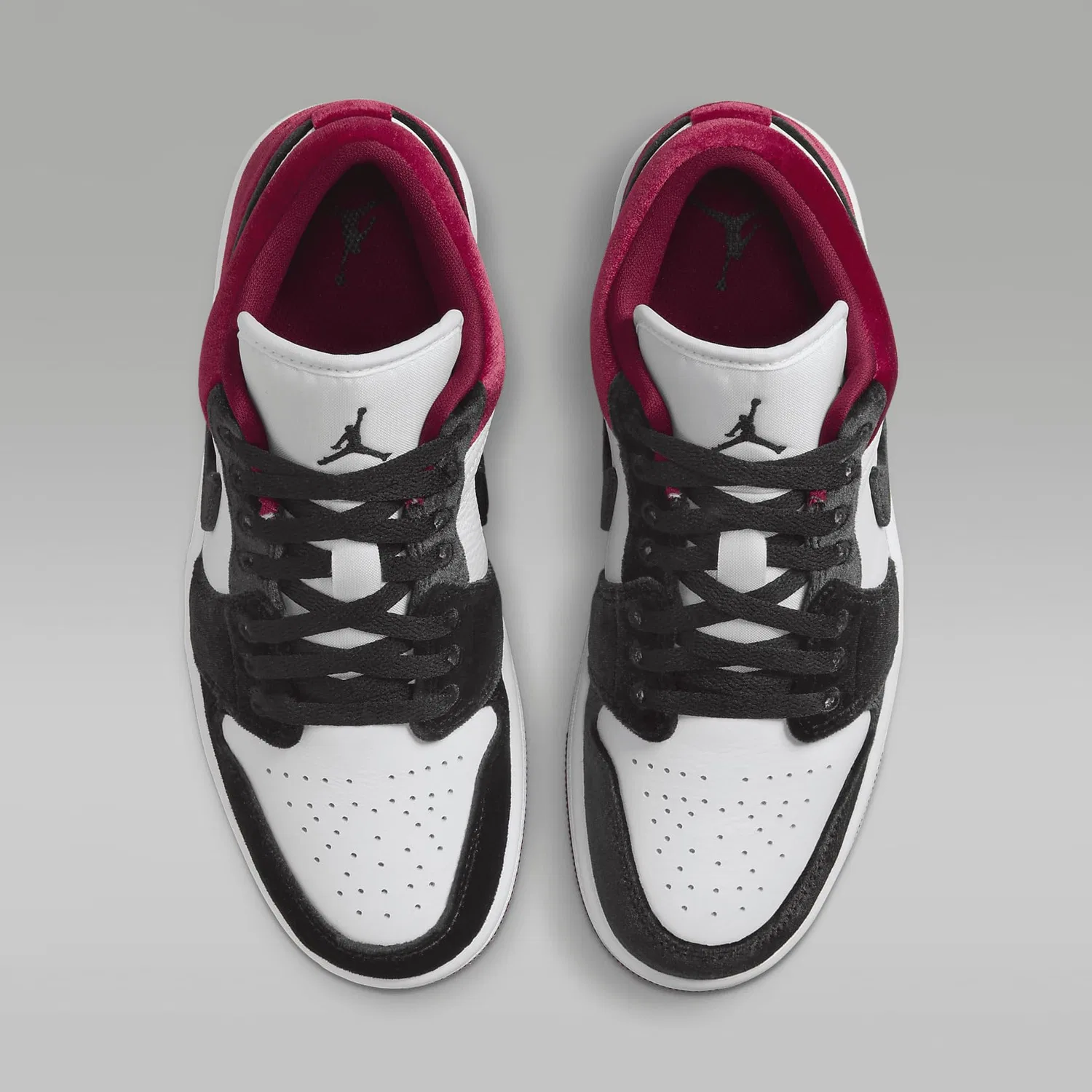 Мужская футболка с принтом Air Jordan 1 Low Se Women Shoes NIKE, Black Black White Team Red — фото 4