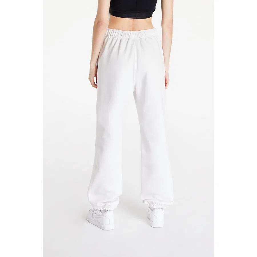 Женские спортивные штаны свободного кроя с высокой посадкой, модель Solo Swoosh Fleece Pant, Nike, Белый — фото 2