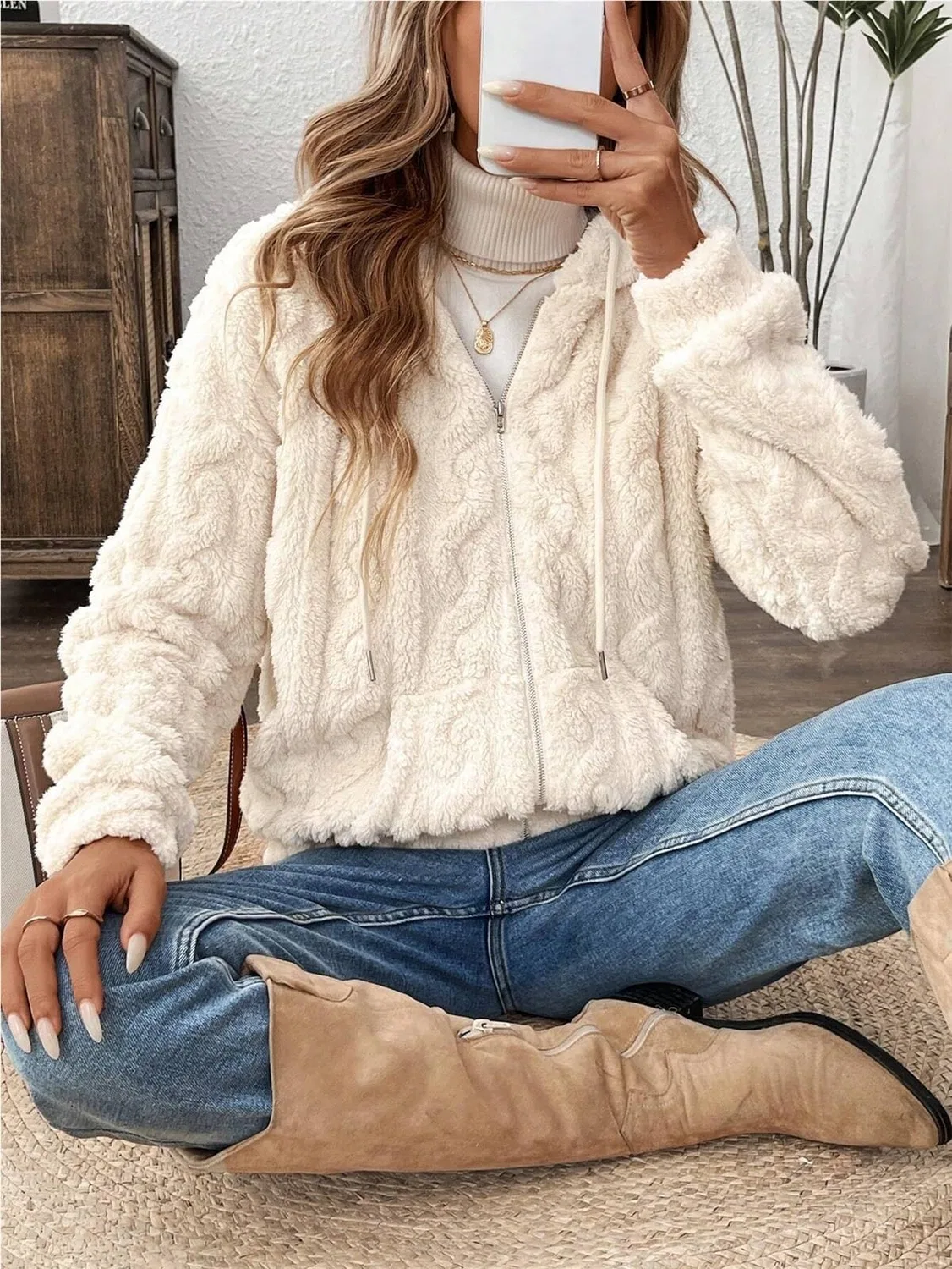 Женский утеплённый жакет с капюшоном и молнией, с косичкой, Beige — фото 2