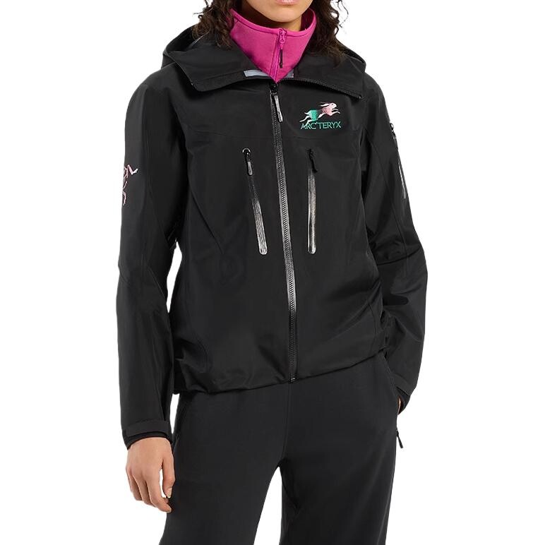 Куртка женская Arcteryx Alpha с капюшоном, черный — фото 4