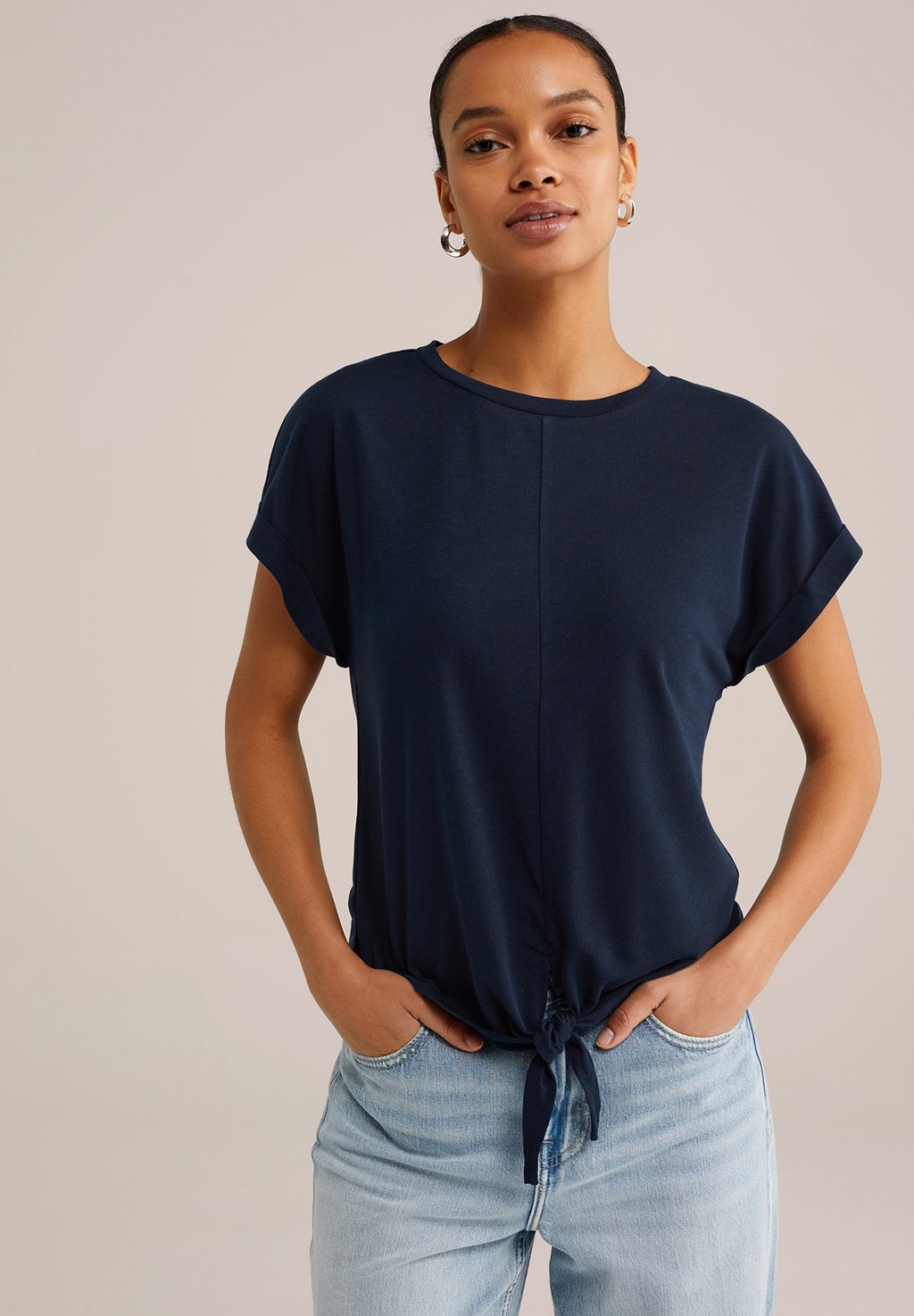 

Базовая футболка WE Fashion, темно-синий