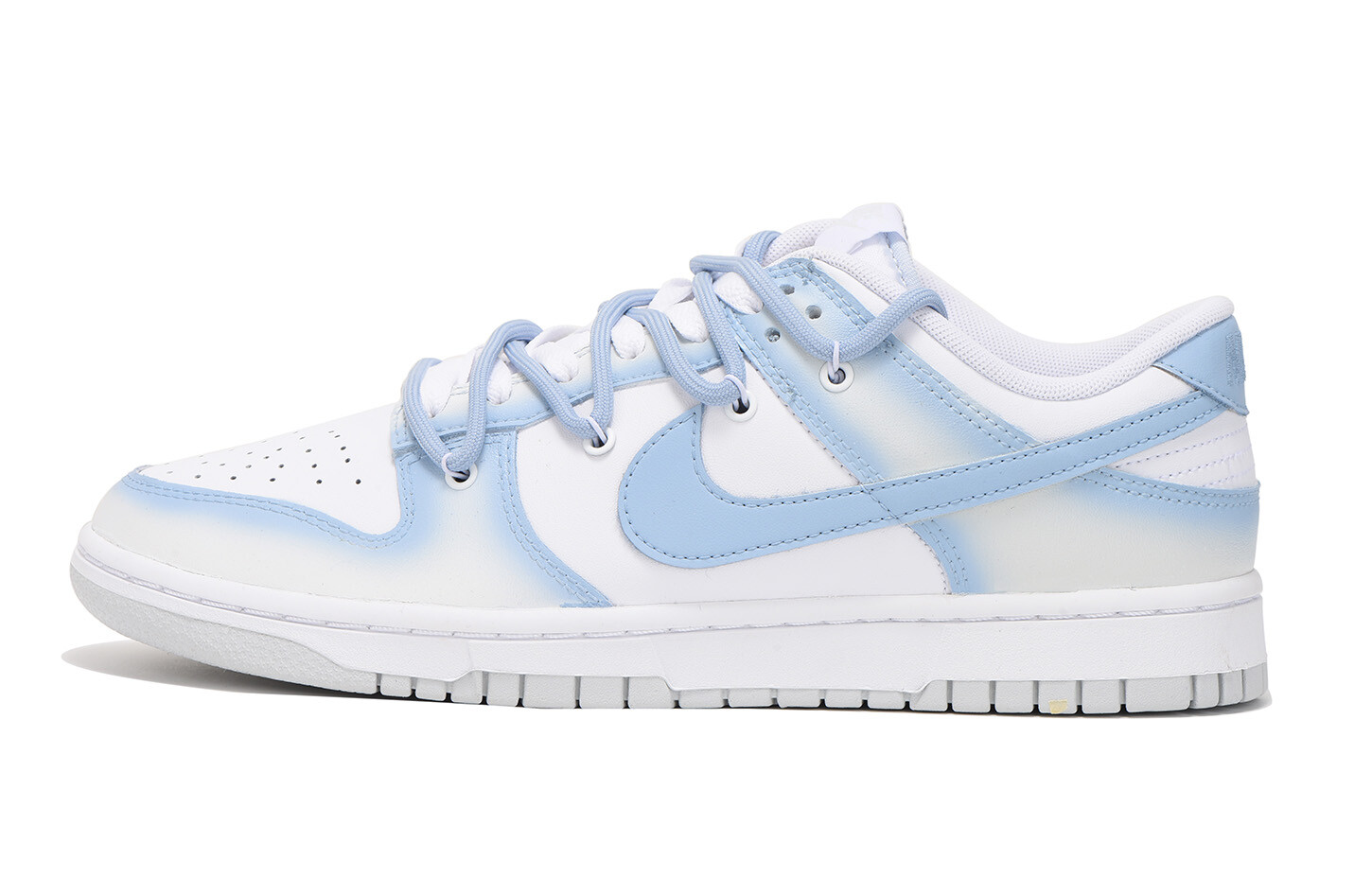 

Женские кроссовки для скейтбординга Nike Dunk
